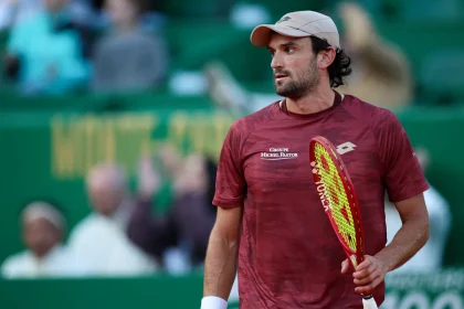 Vacherot’s Dream Run Sets Up Monte-Carlo Showdown as Alcaraz Advances