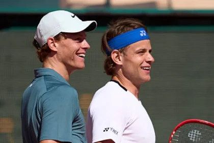 Sinner and Bergs Advance in Monte Carlo Doubles Opener