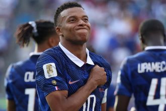 France Cruise Through as Mexico and Norway Seal Quarter-final Spots