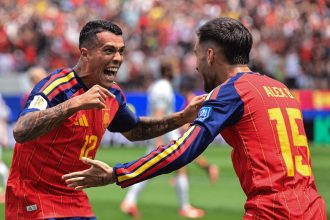 Spain, Portugal and Switzerland Cruise into FIFA World Cup Round of 16